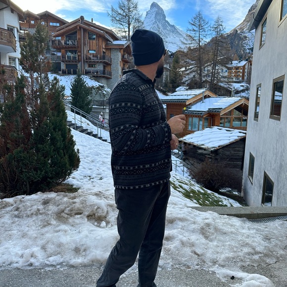 Xl north face sweater - Picture 2 of 11